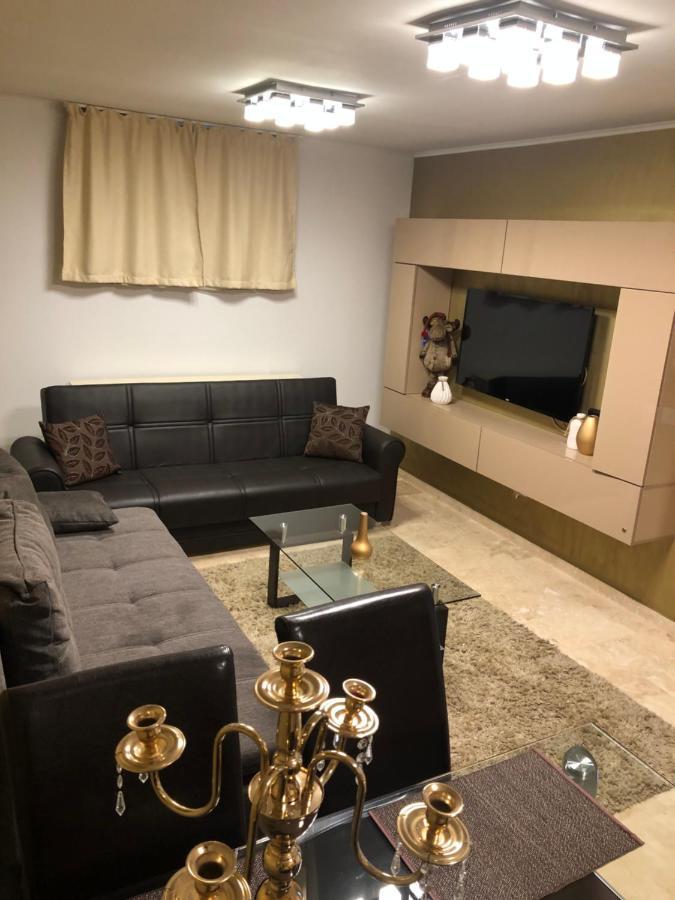 Apartamento Apartament Nicolle Poiana Brasov Exterior foto